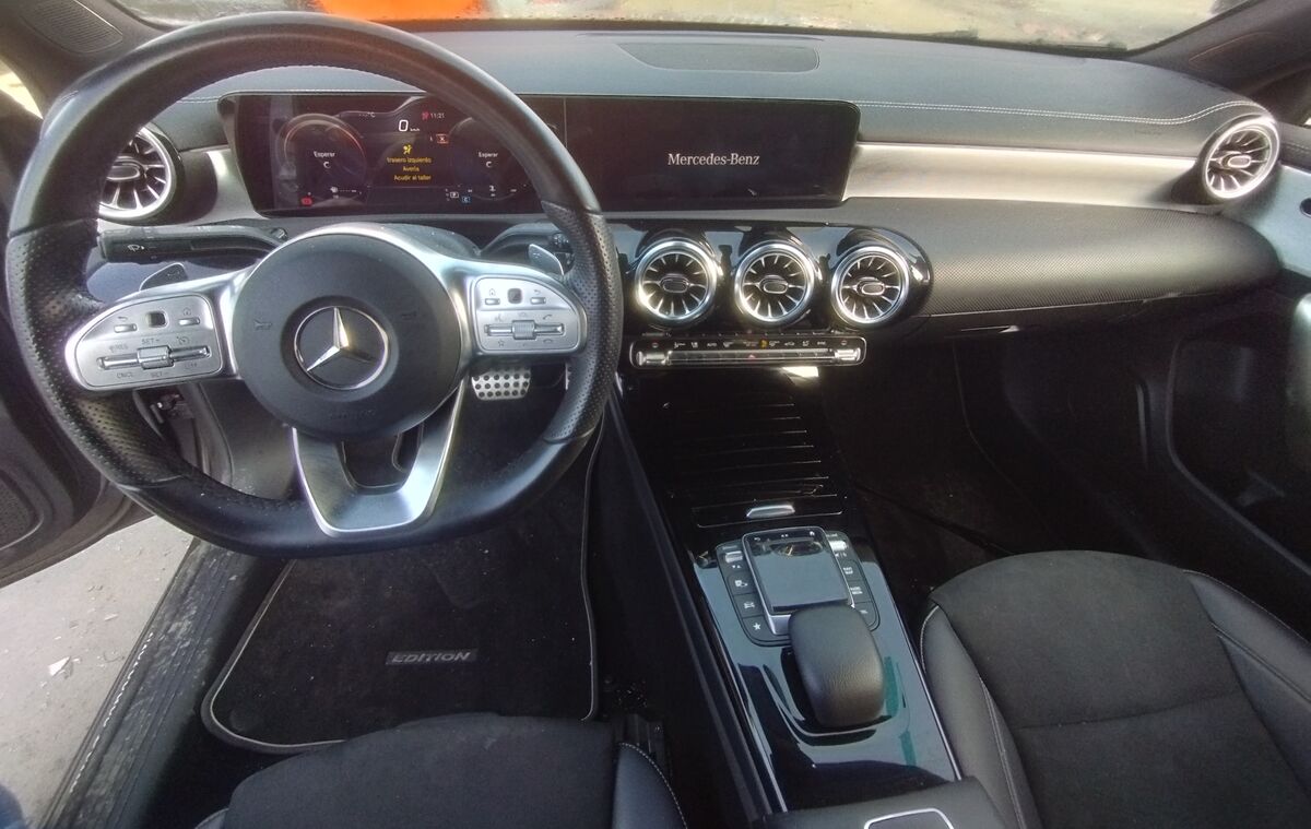 Miniatura Mercedes-Benz A-Clase 2021 MERCEDES A 200D 2.0cc 150cv AUTOMATICO DIESEL  AÑO 2021 3