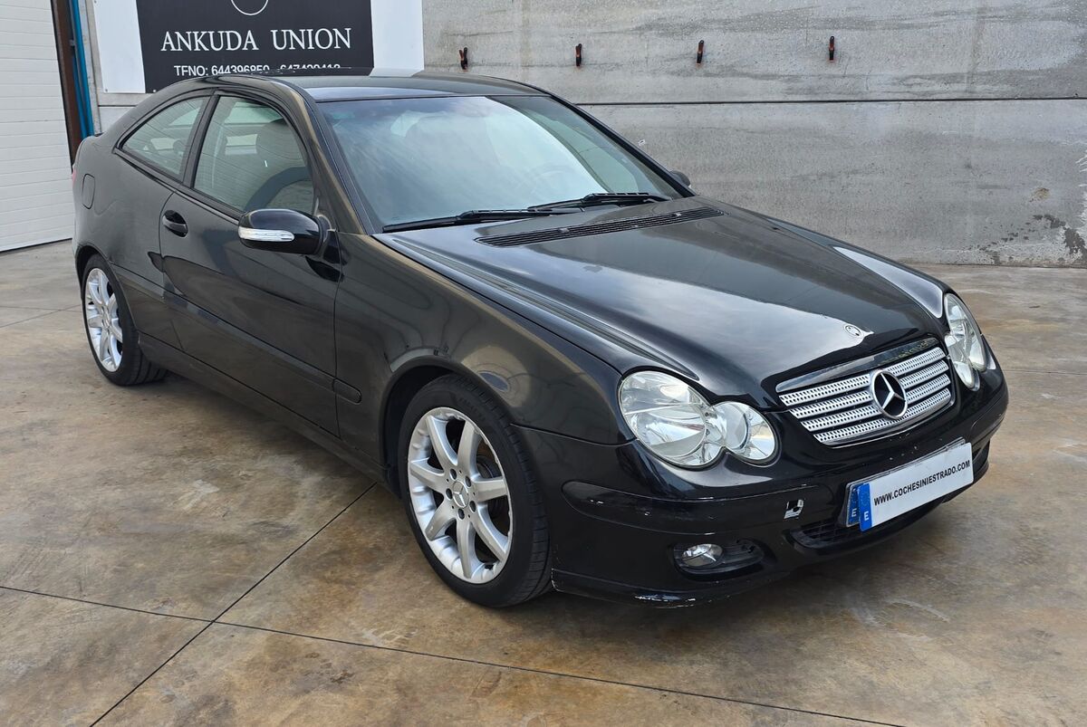 Mercedes Benz C220 CDI Sportcoupe Evolution 150cv 6v