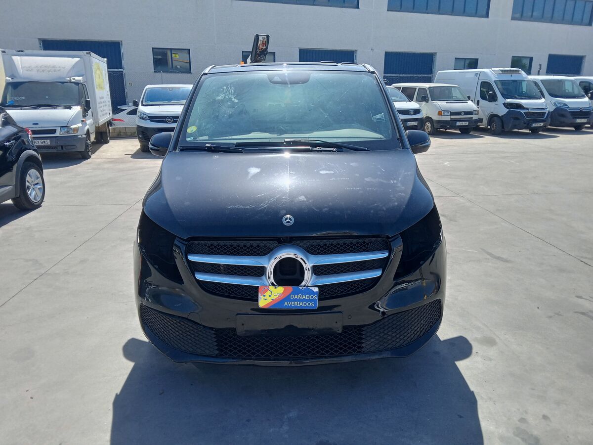 220D AVANTGARDE LARGA
