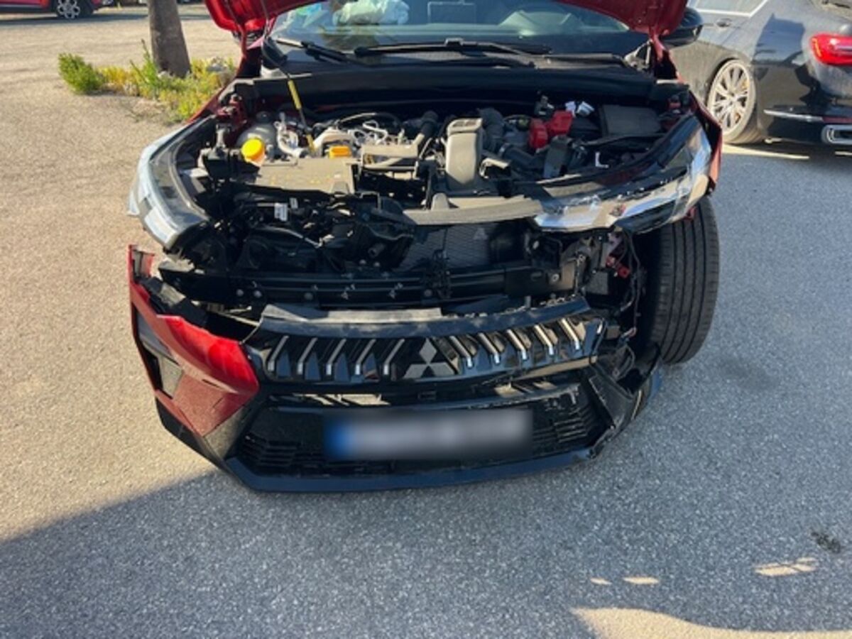 Miniatura Mitsubishi Grandis 2025 Torrevieja (alicante) 3