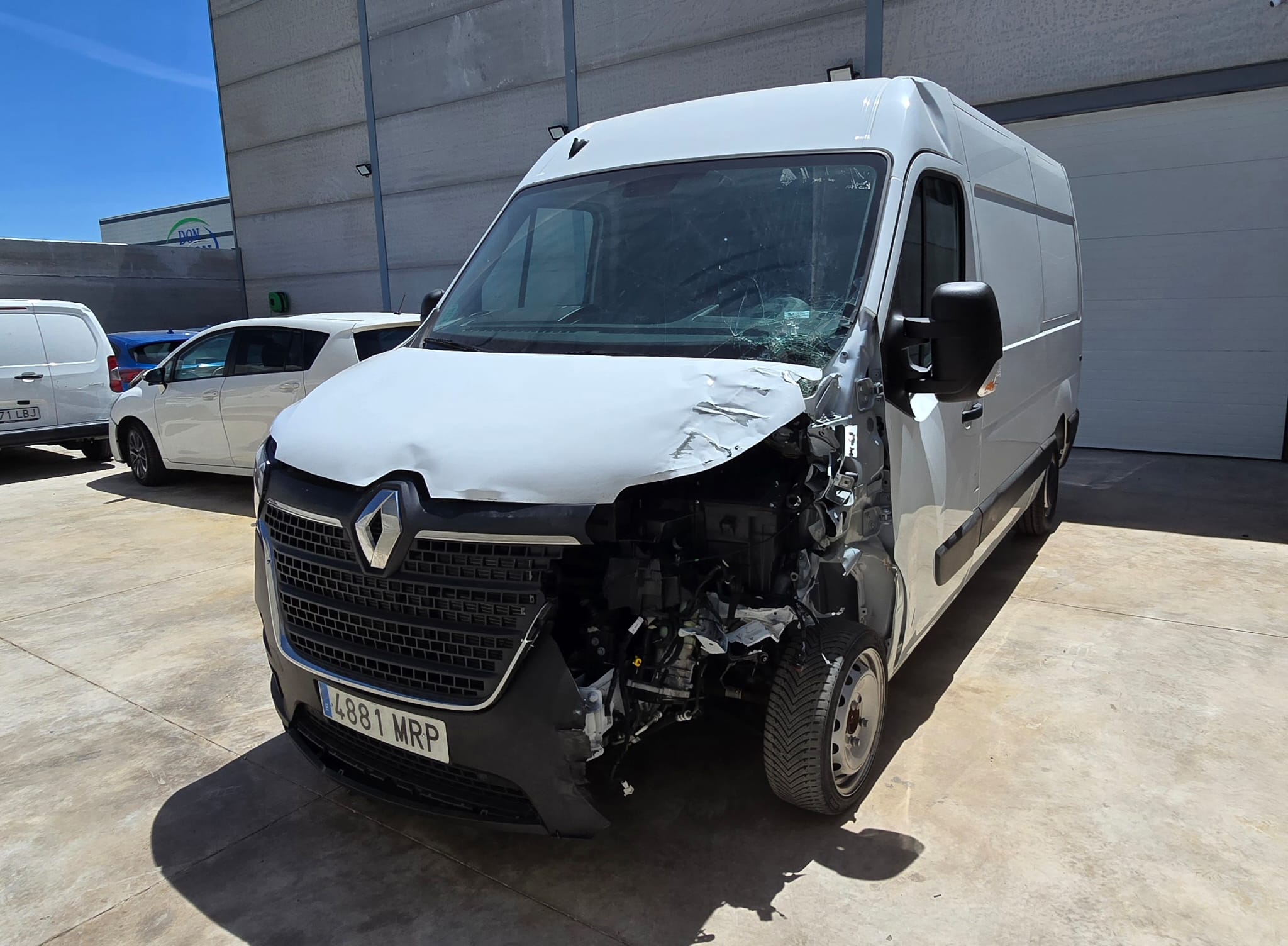 Renault Master 2.3D 136CV 6v L2H2 2024