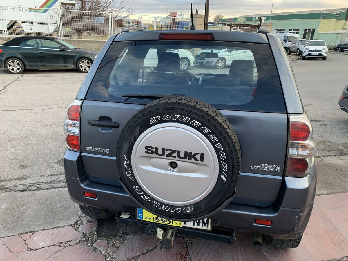 Miniatura Suzuki Grand Vitara 2007 SUZUKI GRAND VITARA 1.9 D 130CV 4