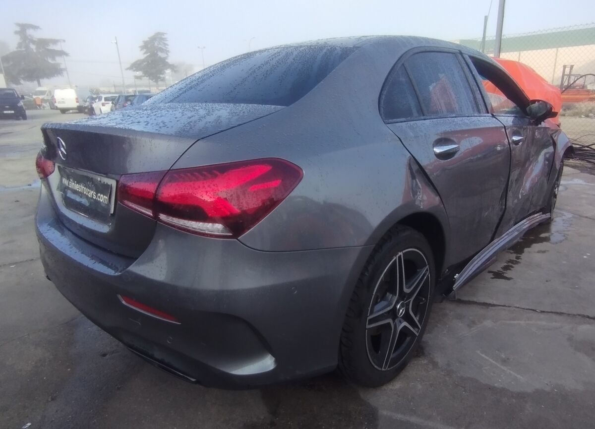 Miniatura Mercedes-Benz A-Clase 2021 MERCEDES A 200D 2.0cc 150cv AUTOMATICO DIESEL  AÑO 2021 11