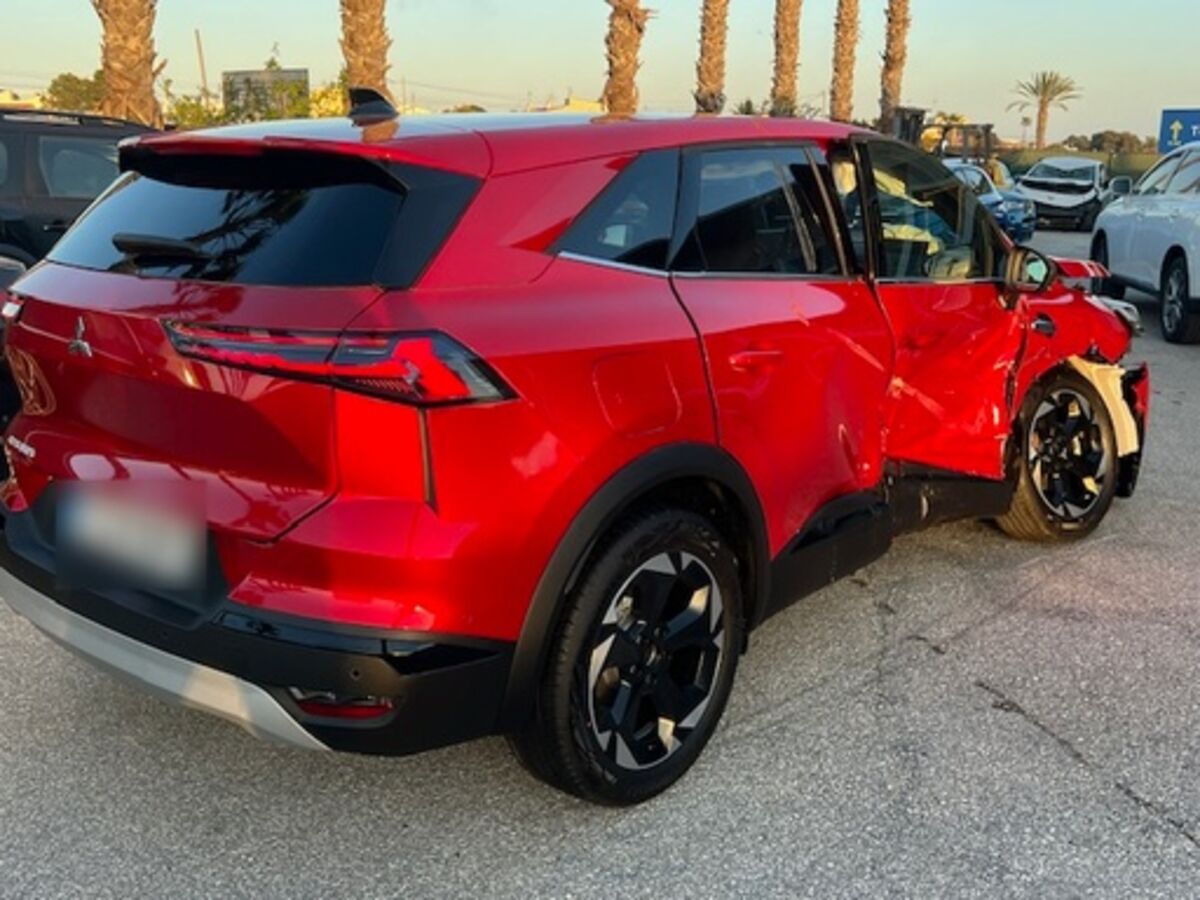 Miniatura Mitsubishi Grandis 2025 Torrevieja (alicante) 20