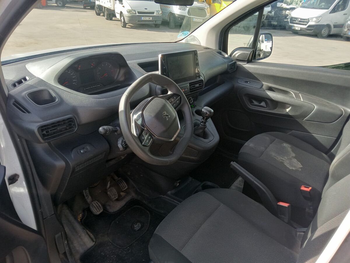 Miniatura Peugeot Partner 2022 1.5HDI 100CV 10