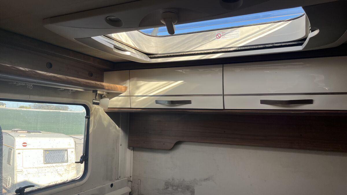 Miniatura Fiat 1100 2017 Autocaravana integral Fiat HYMER EX 564 EXSIS-I 14