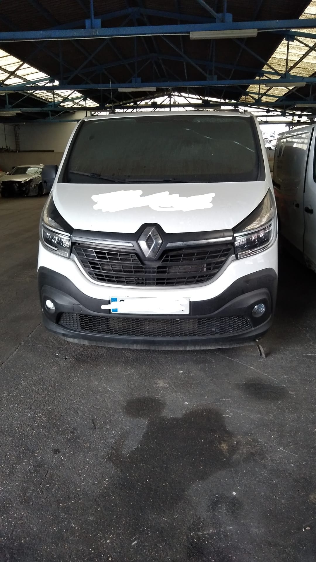FRENTE COMPLETO RENAULT TRAFIC AÑO 2020