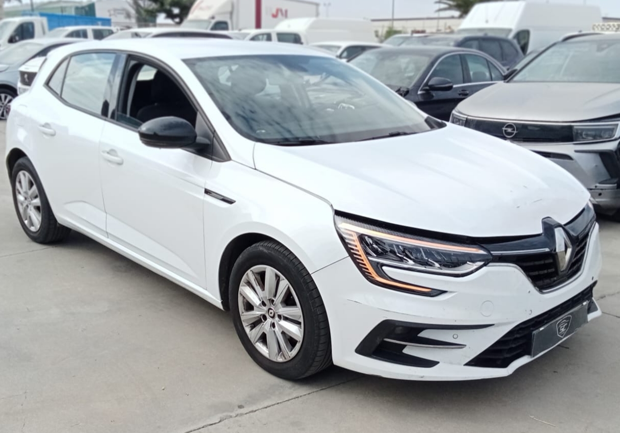 REANAULT MEGANE 1.5cc 116cv DIESEL AUTOMATICO AÑO 2024