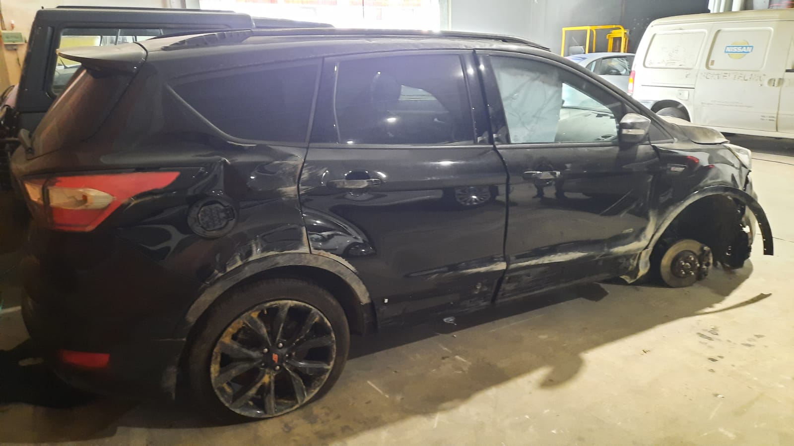 FORD KUGA ST LINE 180CV