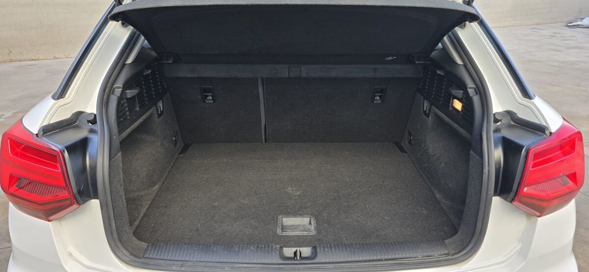 Miniatura Audi Q2 2023 Audi Q2 Advanced 30 TDI 116 CV 6v 2023 17
