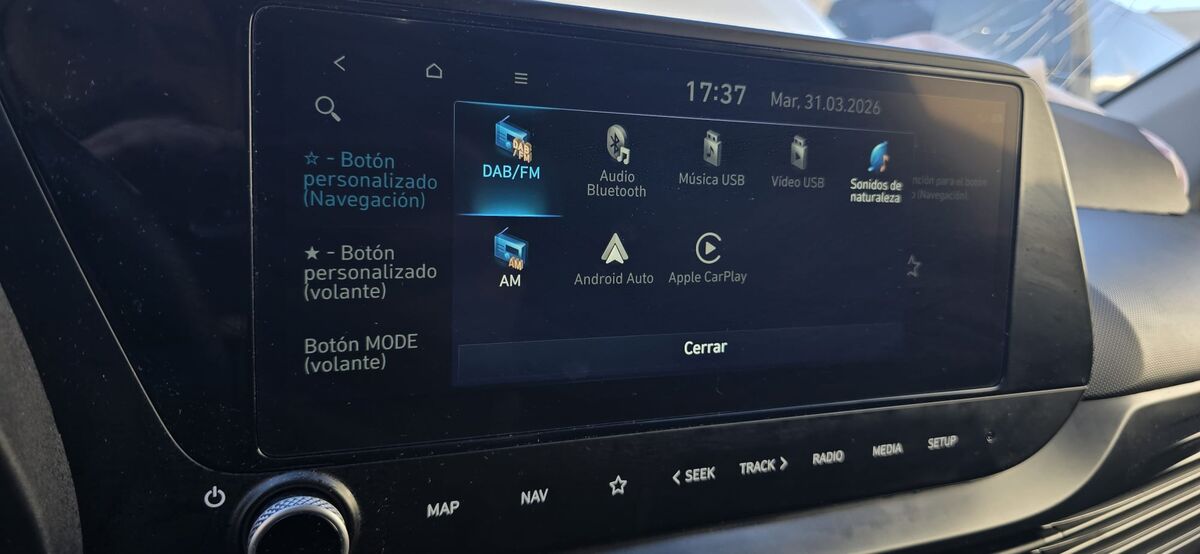 Miniatura Hyundai Bayon 2025 Hyundai Bayon Mild-Hybrid 100cv 6v ECO 2025 17