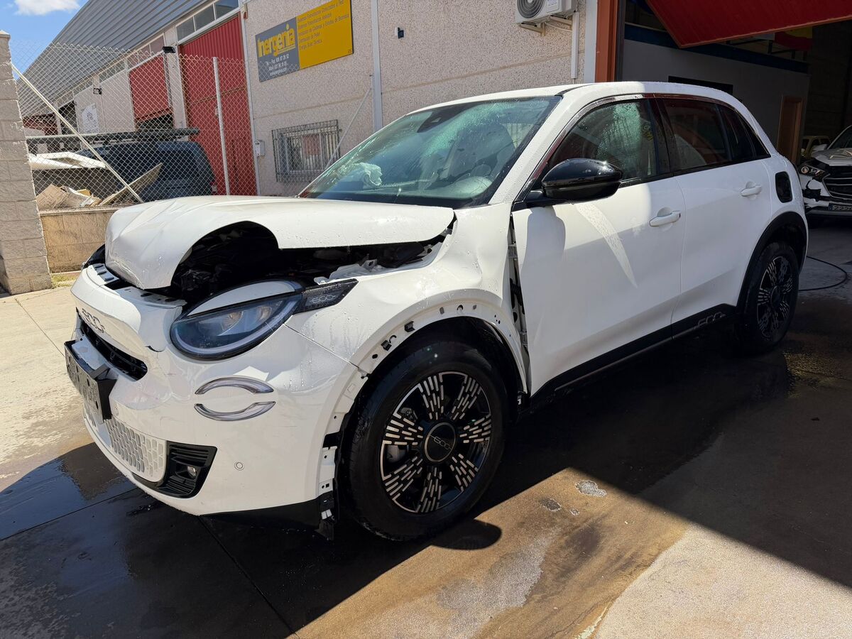 MHEV Pop 1.2 136 Cv Año 9/2025 *** 9.990 € ***