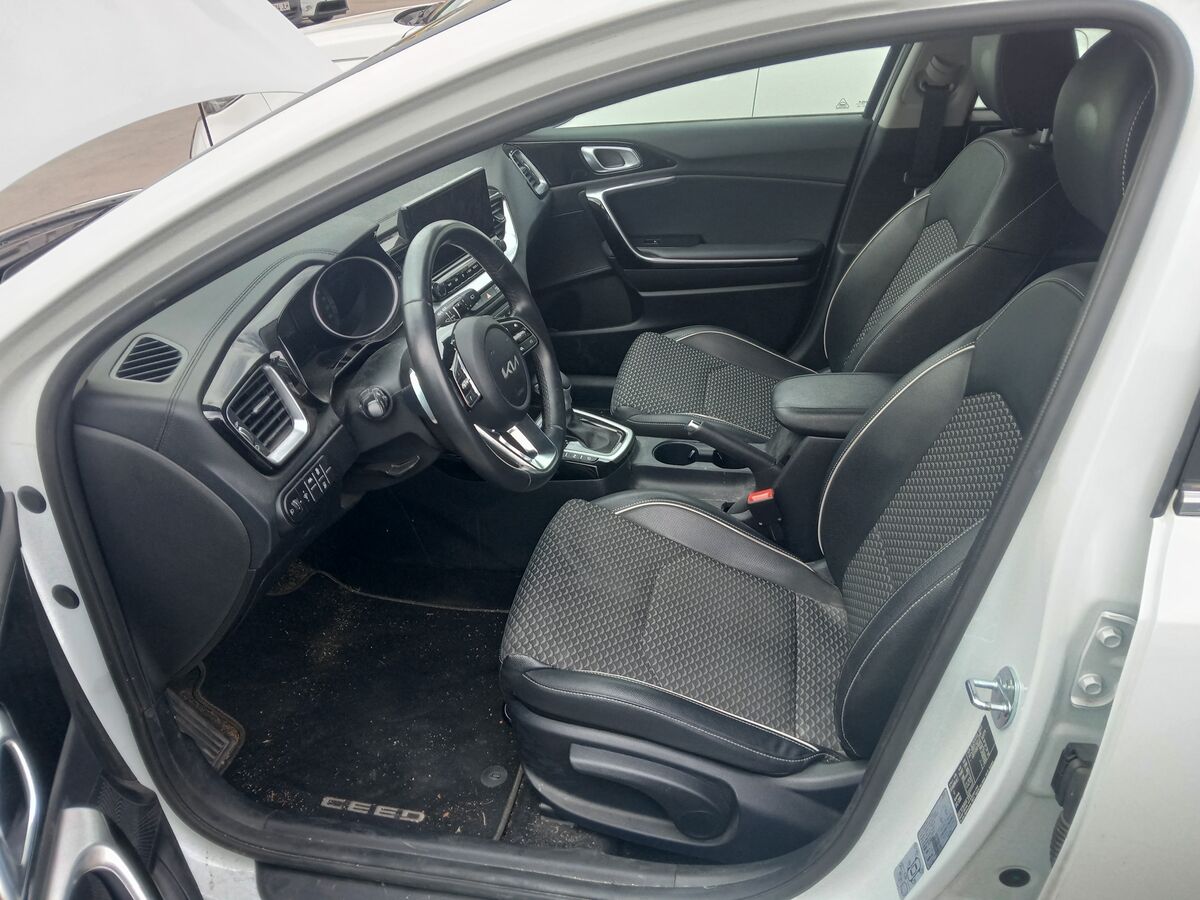 Miniatura Kia Ceed 2023 1.6 MHEV TECH 14