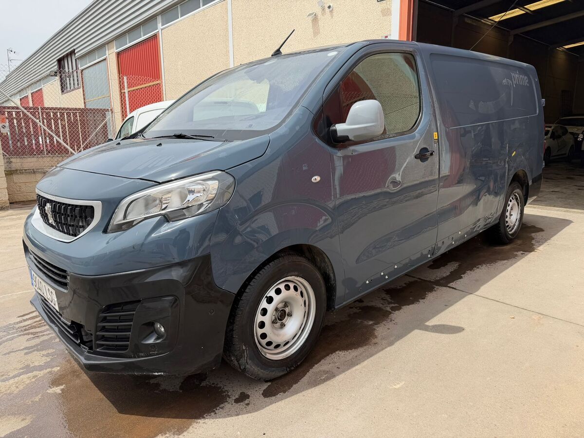 XL Club 1.5 BlueHdi Año 11/2021 *** 8.990 € ***