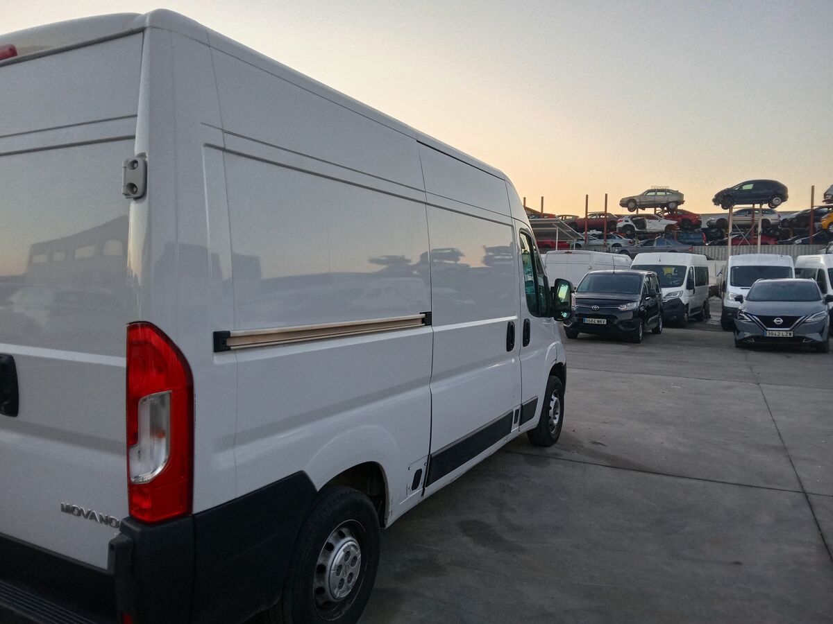 Miniatura Opel P4 2021 MOVANO L2H2 120CV 6