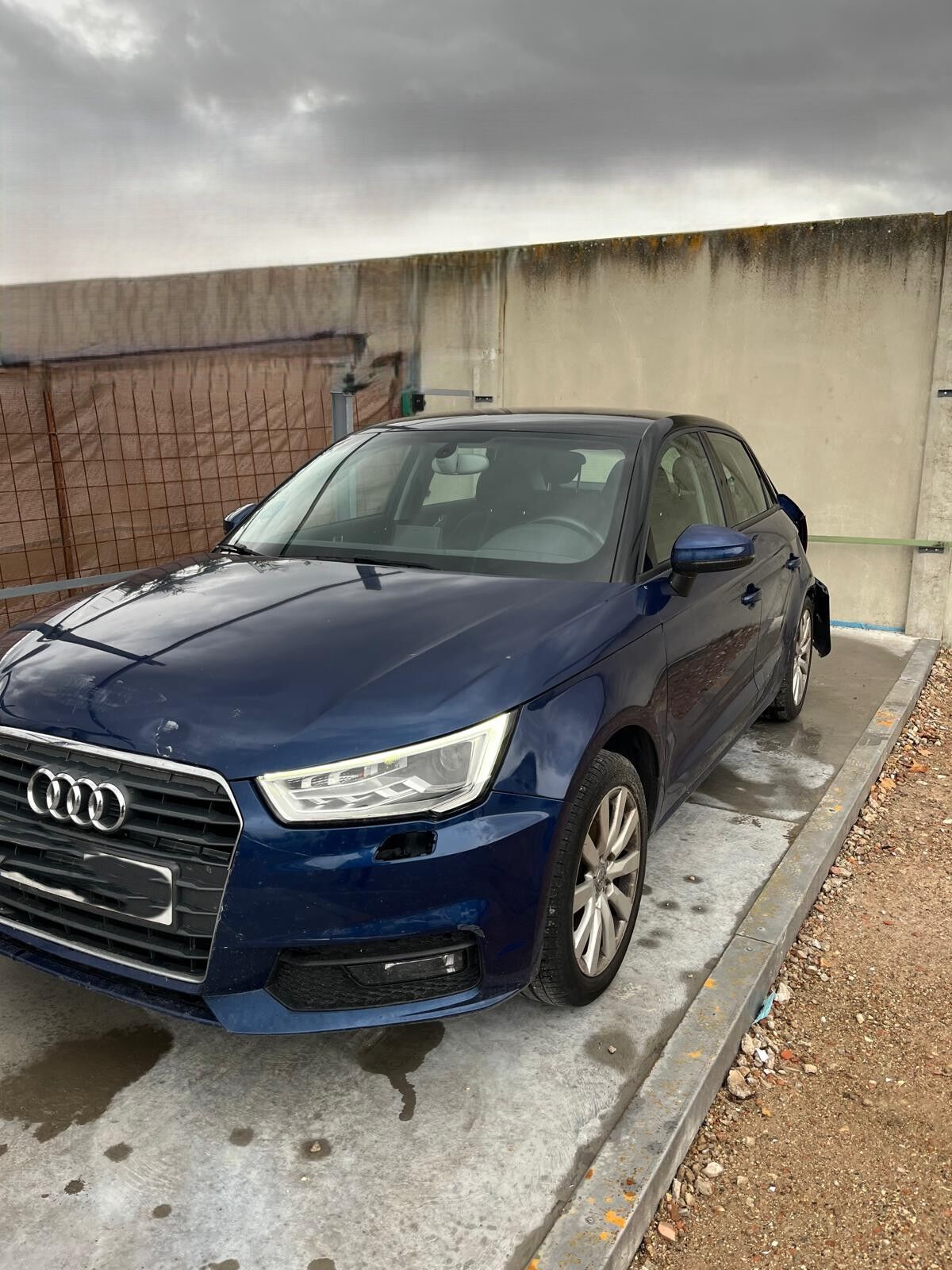 Audi A1 116cv diesel - 2017 - Golpe trasero