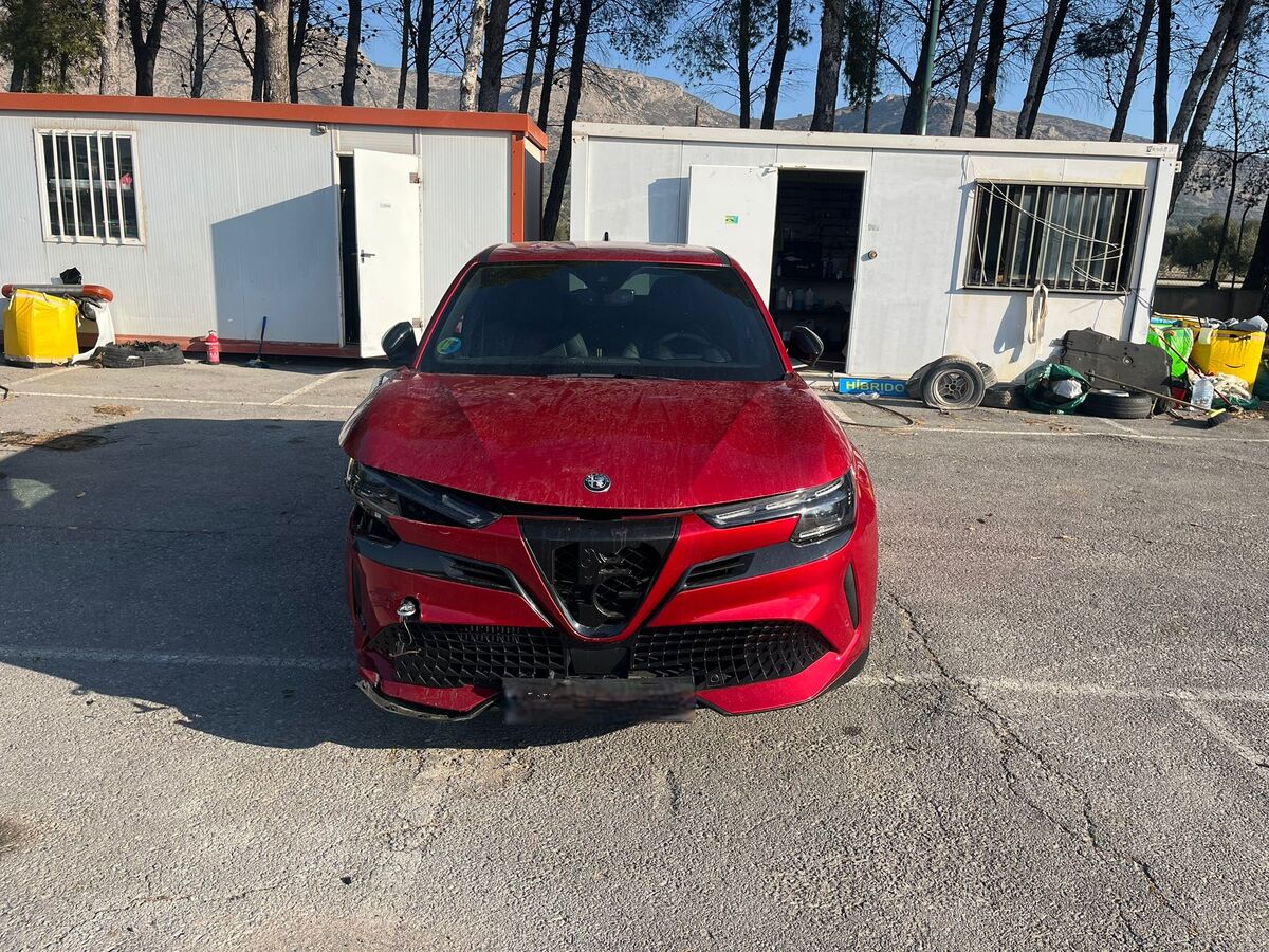 Alfa Romeo Junior Ibrida 1.2 VGT Hybrido-Gasolina Speciale 136 CV Automático