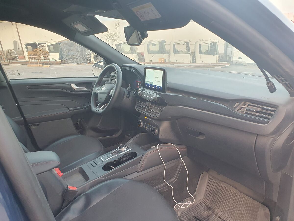 Miniatura Ford Kuga 2023 ST line 4