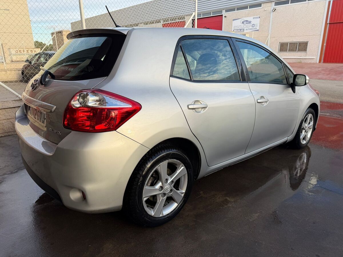 Miniatura Toyota Auris 2010 1.4 D4D Año 5/2010 *** 3.790 € *** 2