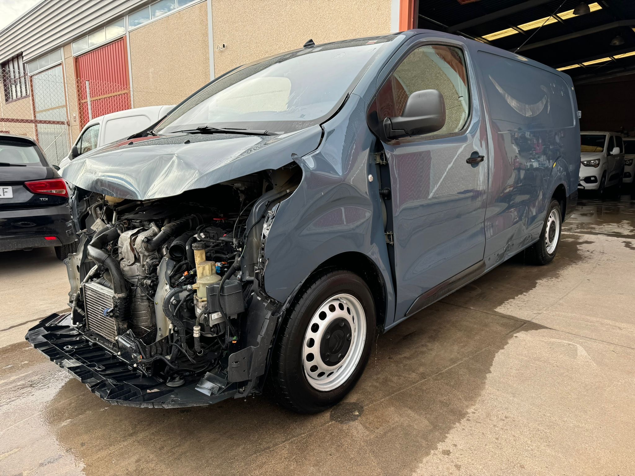 XL 1.5 BlueHdi año 8/2020 *** 7.490 € ***