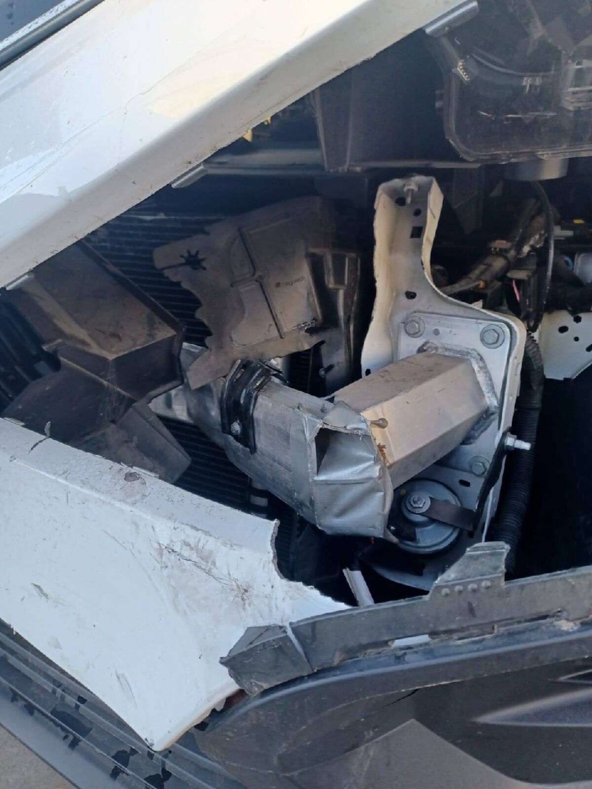 Miniatura Toyota ProAce City 2023 TOYOTA PROACE CITY AÑO 2023 CON GOLPE 12