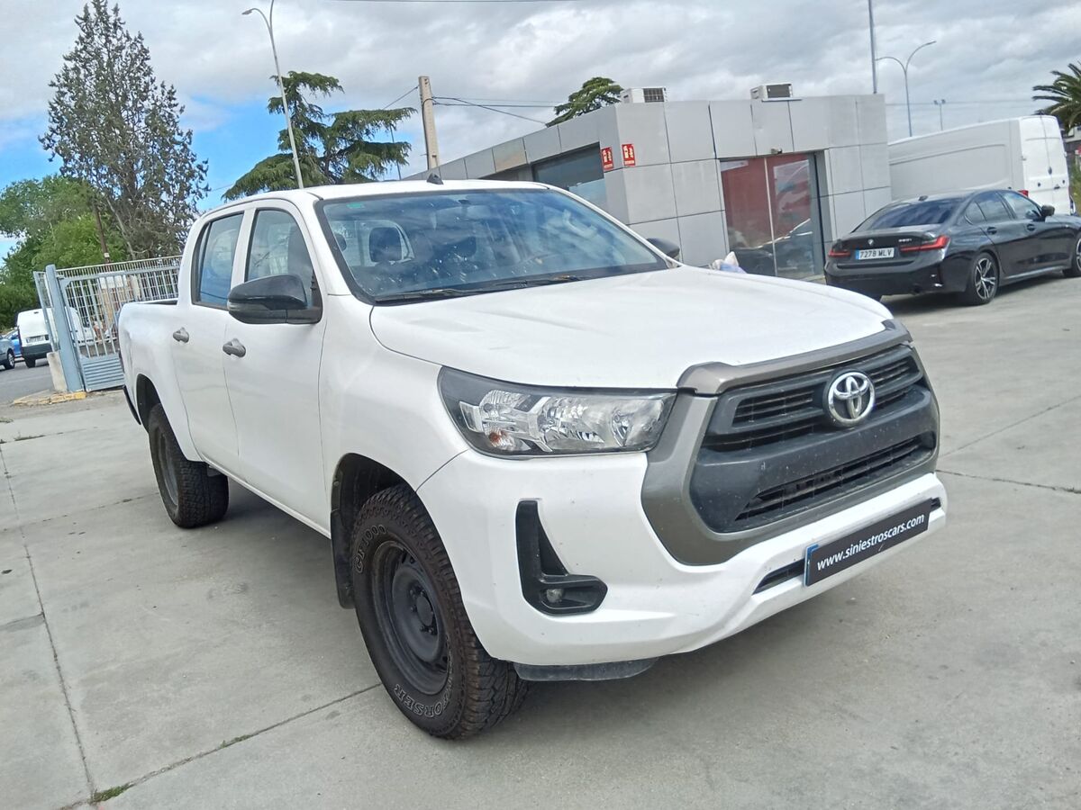 TOYOTA HILUX GX DOBLE CAB.2.4CC 150CV DIESEL MANUAL AÑO 2023