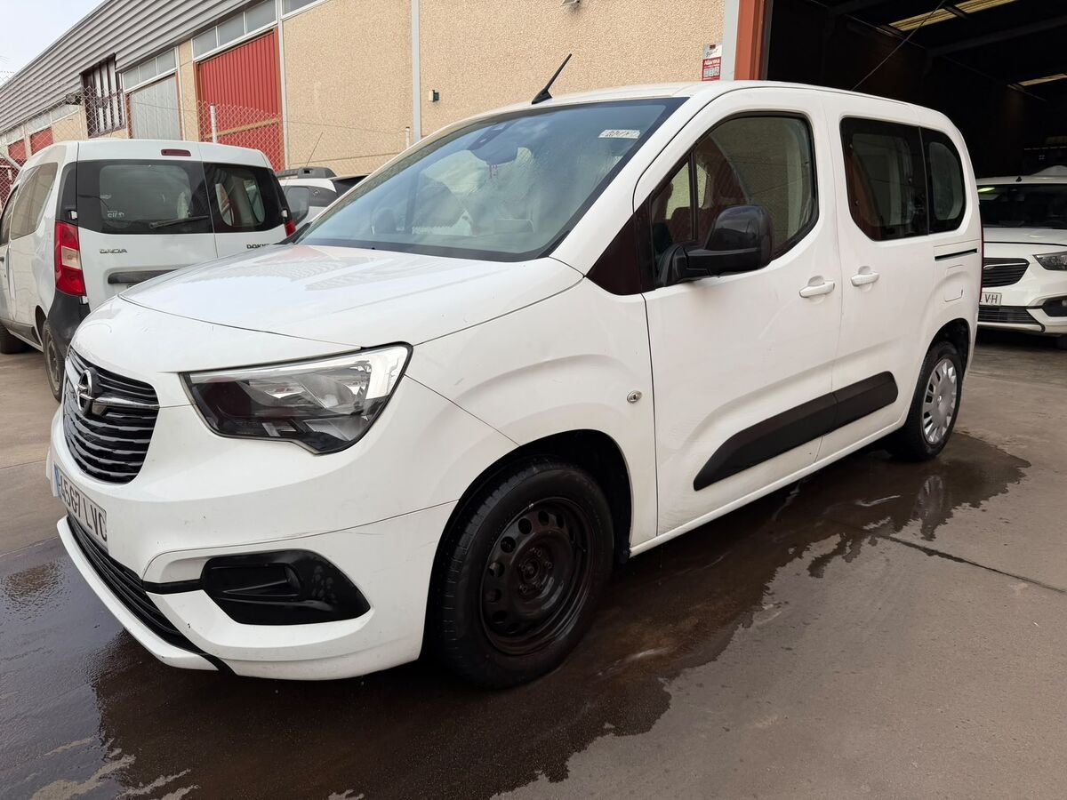 Life 1.5 Td Año 8/2021 *** 4.990 € ***