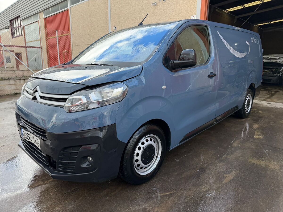 1.5 BlueHdi Año 8/2020 *** 10.990 € ***