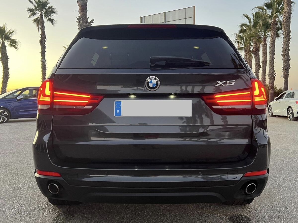 Porton trasero bmw x5 f15