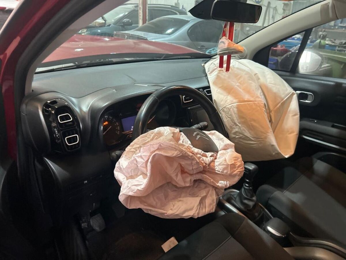 Miniatura Citroen C3 AirCross 2021 1.2 PureTech año 2021 4