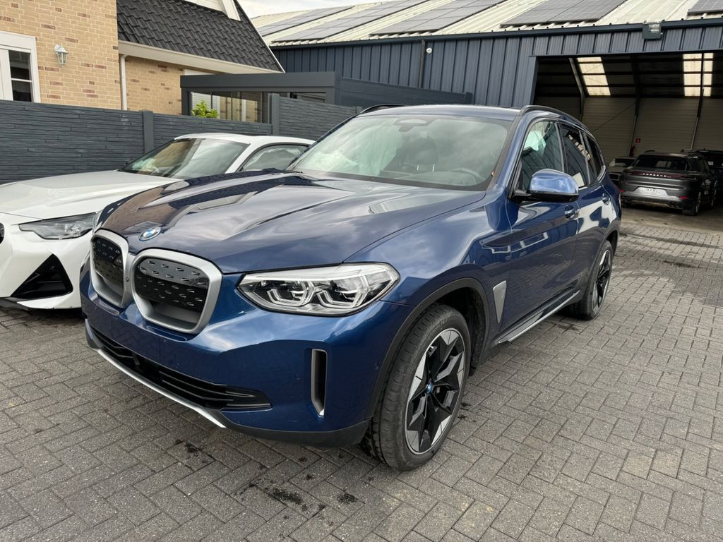 BMW iX3 80kwh 5p