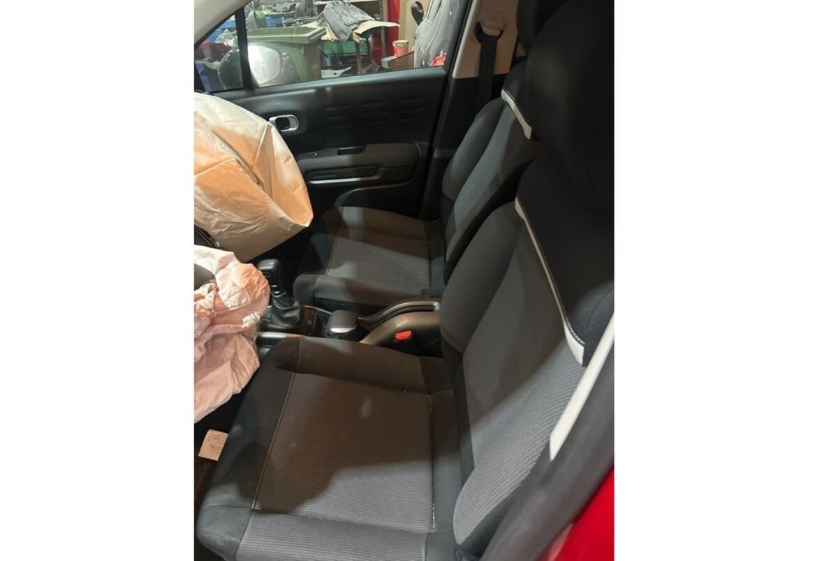 Miniatura Citroen C3 AirCross 2021 1.2 PureTech año 2021 5